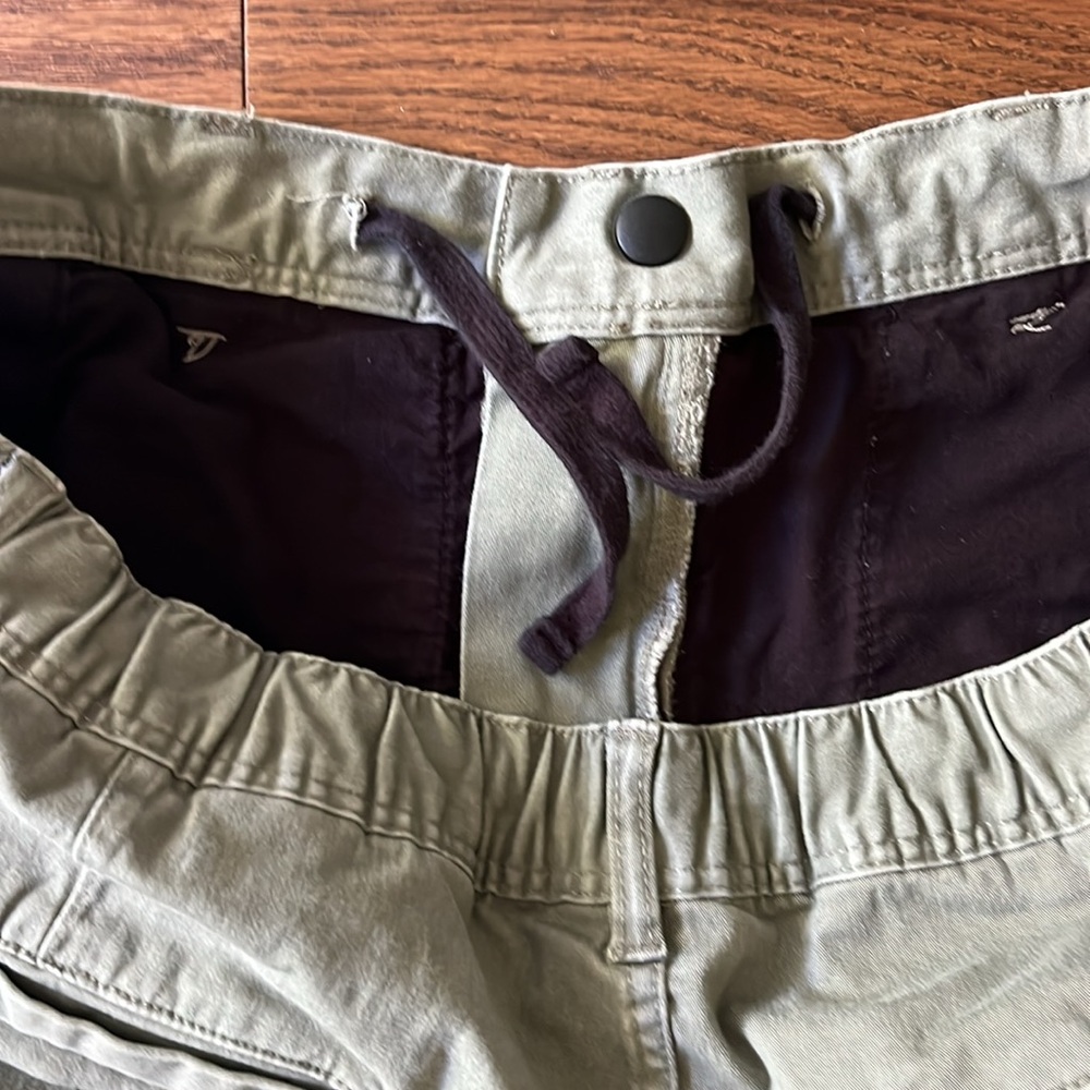H&M Men's Cargo Pants. - Picture 8 of 8